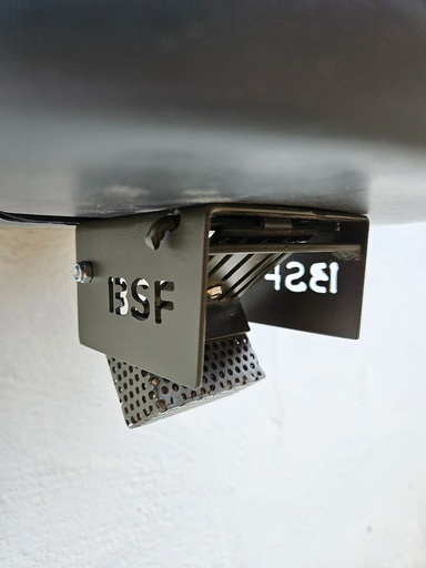 BSF YIMI - Dispensador Trampilla Corzos y Cervuno